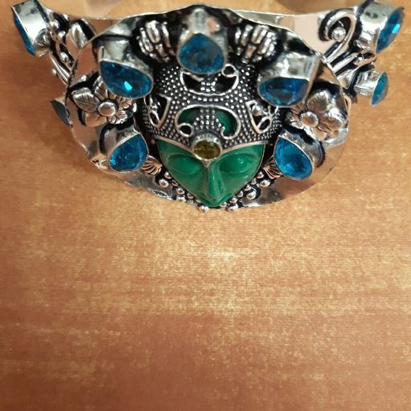 New Carved Goddess Face Blue Topaz & Peridot 925 Silver Cuff Bracelet. - Picture 5 of 8